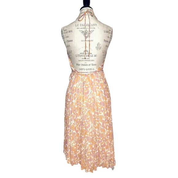 ASTR The Label | Women | Marcela Floral Halter Neck Backless Wrap Dress | Medium - Picture 3 of 10